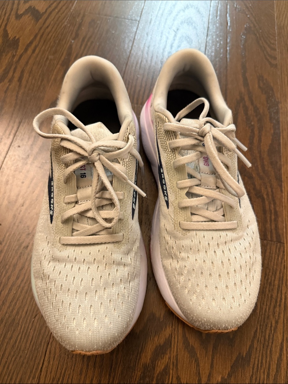 Brooks GHOST 16 running sneakers